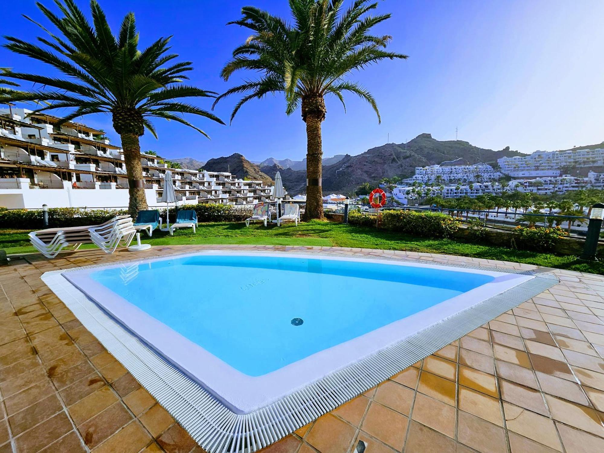 Ocean & Pool View Apartament 플라야델쿠라 외부 사진