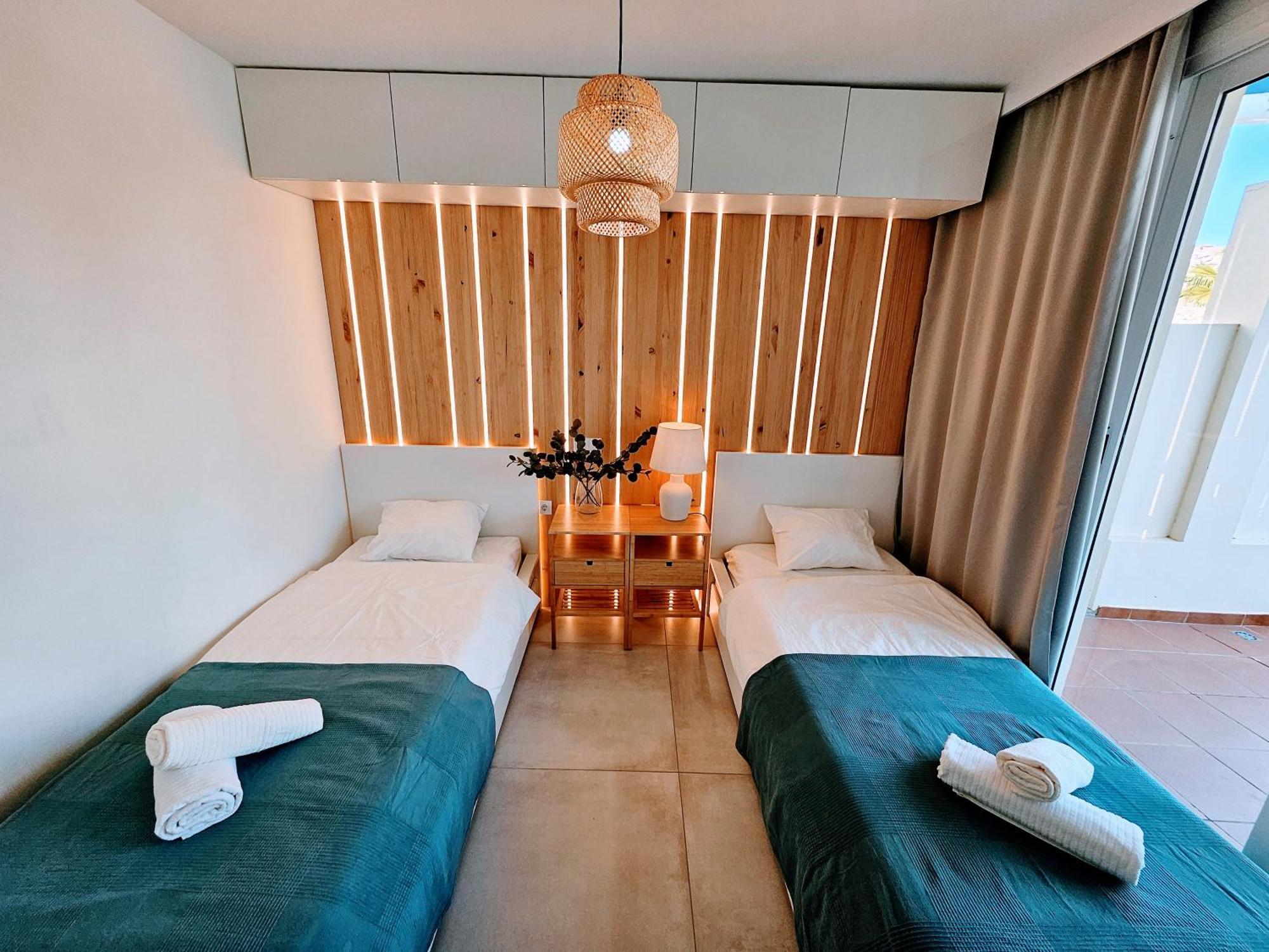 Ocean & Pool View Apartament 플라야델쿠라 외부 사진